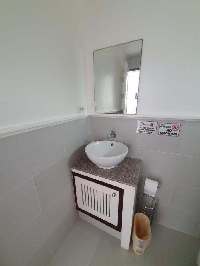 Balabag  Clubboracay Apartelle מראה חיצוני תמונה