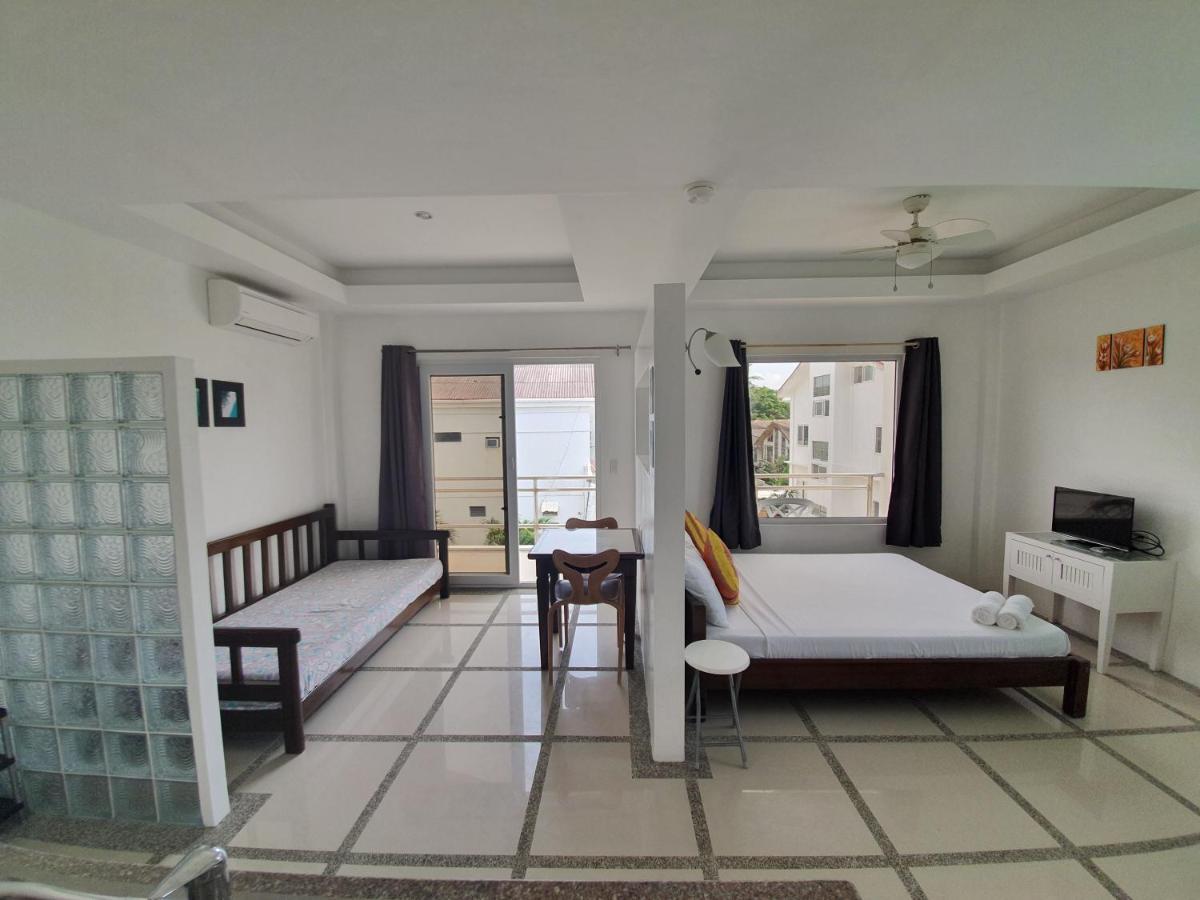 Balabag  Clubboracay Apartelle מראה חיצוני תמונה