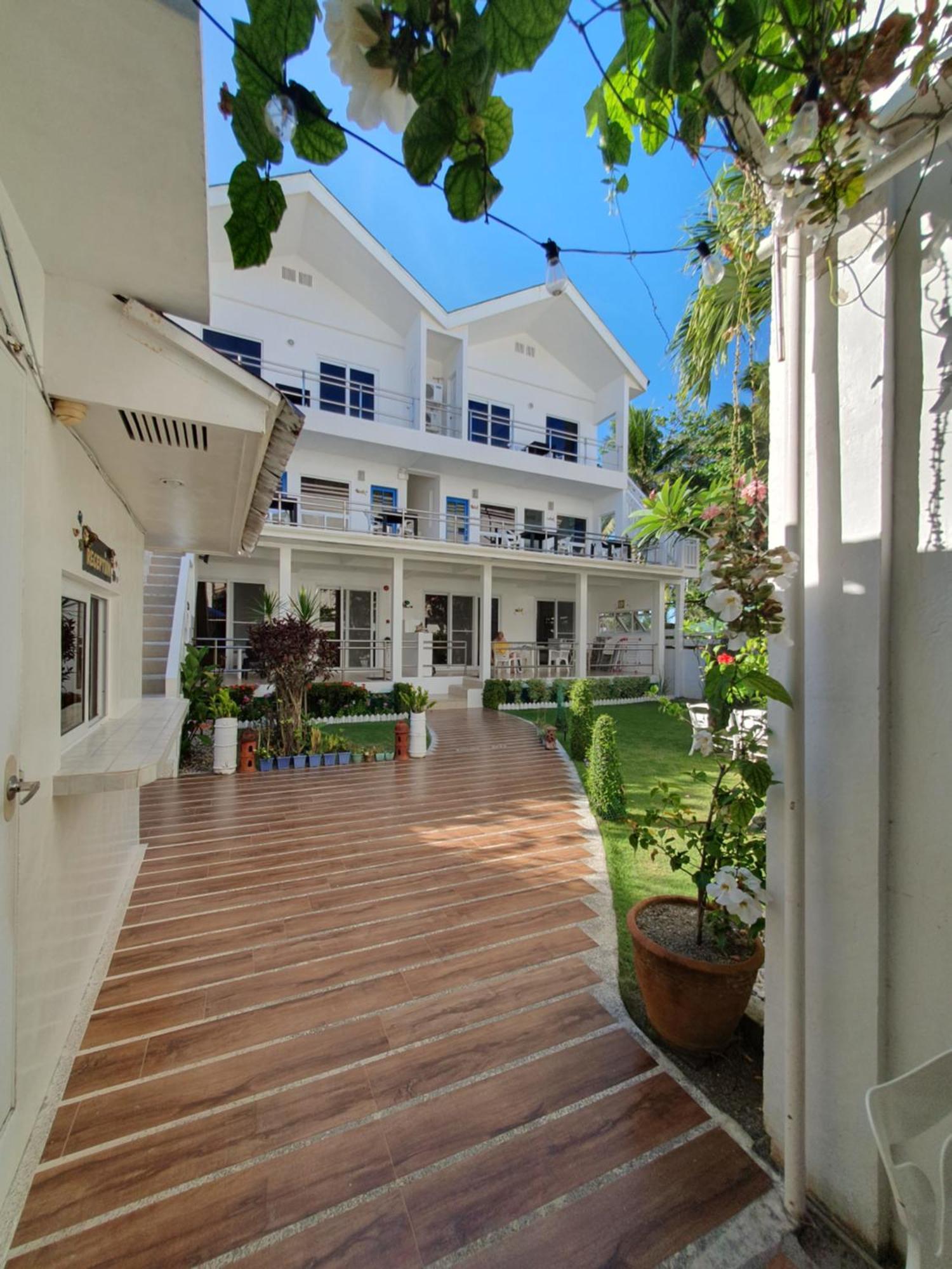 Balabag  Clubboracay Apartelle מראה חיצוני תמונה